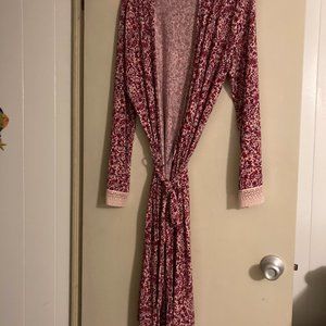 Victoria's Secret 90% Cotton floral Robe - Women's Size MED